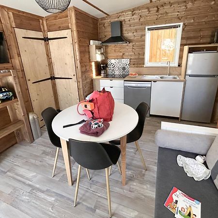 פרלוניאן-לה-ונואז Epicea Lodge Hotel Et Camping מראה חיצוני תמונה