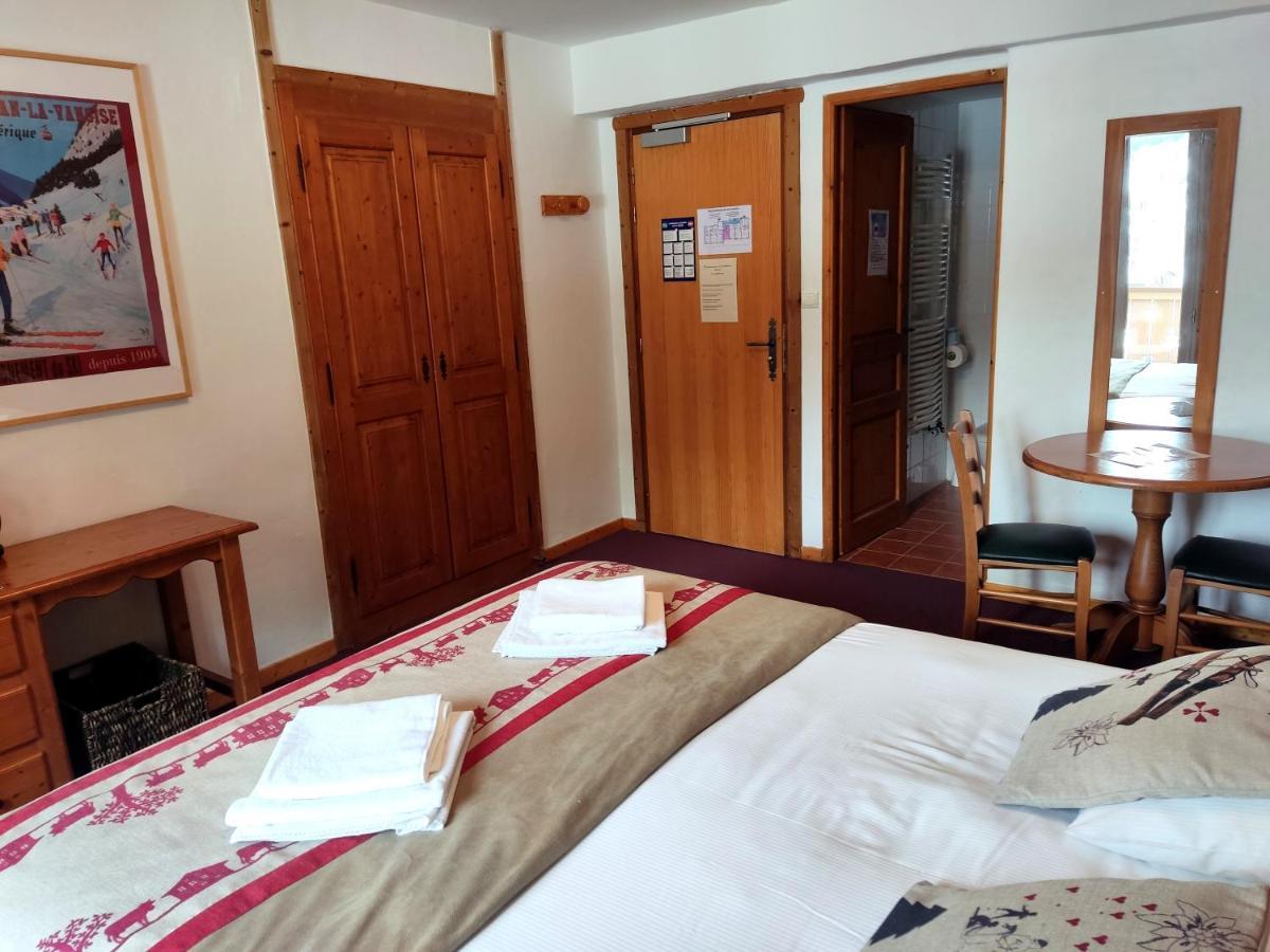 פרלוניאן-לה-ונואז Epicea Lodge Hotel Et Camping מראה חיצוני תמונה