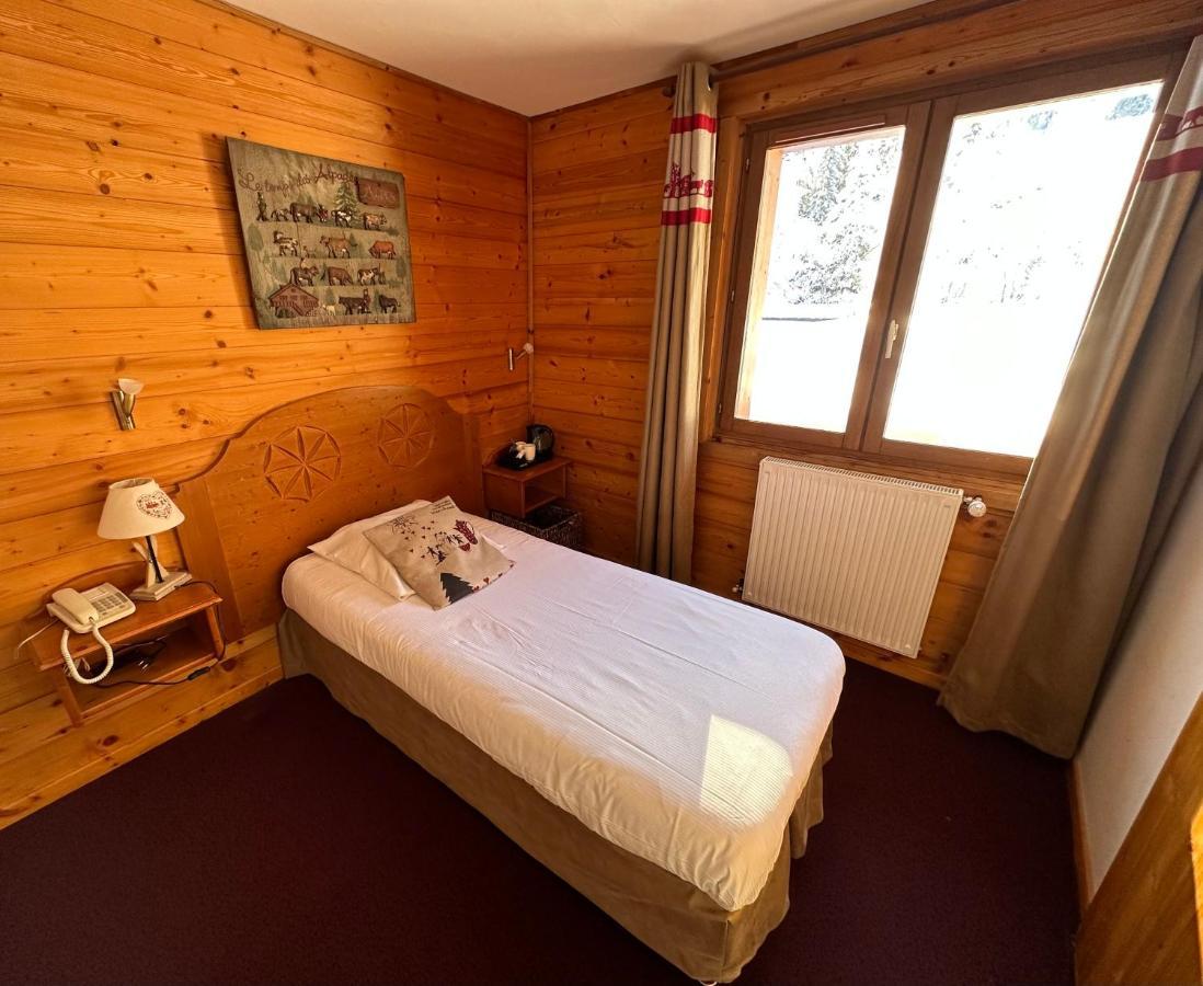 פרלוניאן-לה-ונואז Epicea Lodge Hotel Et Camping מראה חיצוני תמונה
